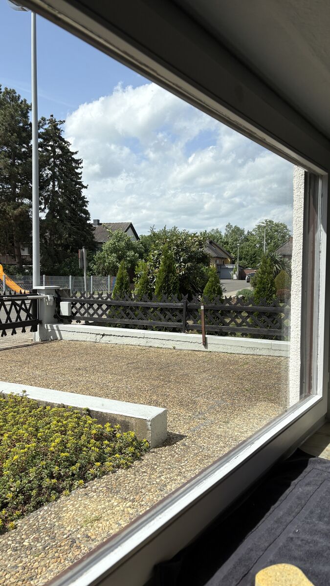 Fensterreinigung für Senioren — streifenfreie Ergebnisse mit Geduld